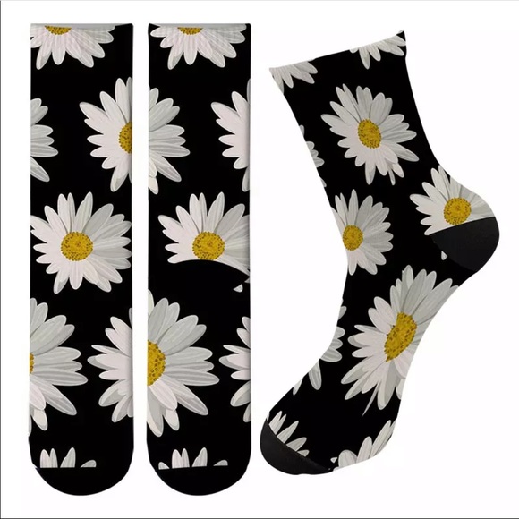 Einie London Accessories - White Daisy Flower Socks Any 4 for $32